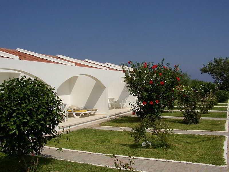 Sempati Hotel Lapithos  Ngoại thất bức ảnh