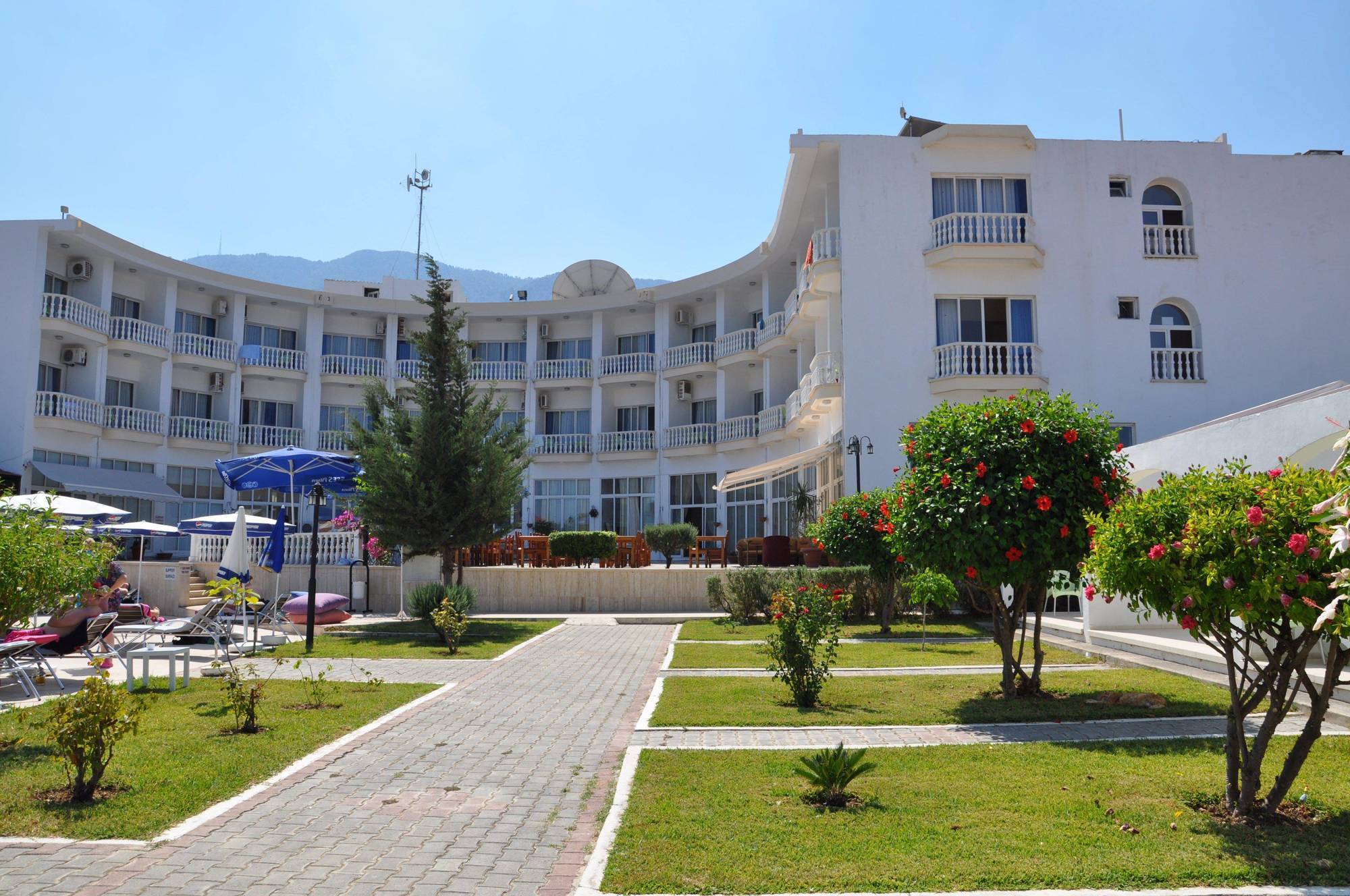 Sempati Hotel Lapithos  Ngoại thất bức ảnh