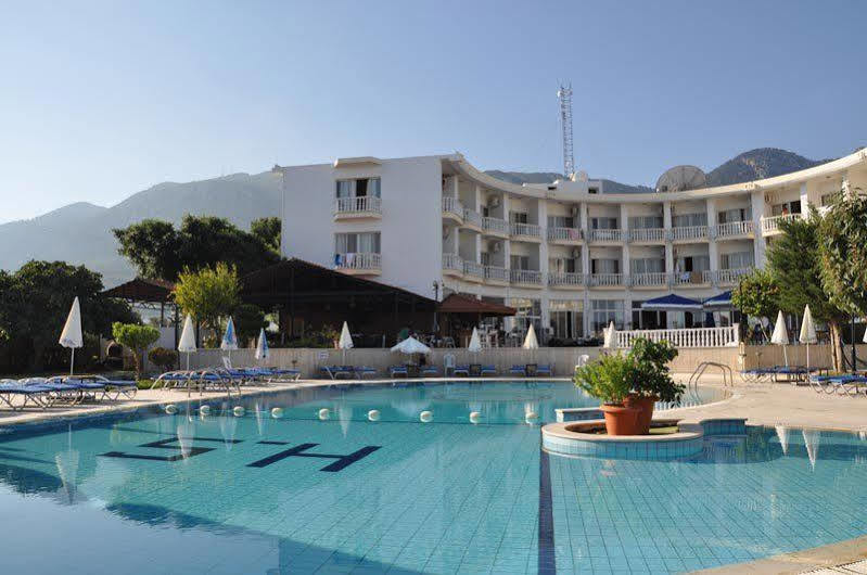 Sempati Hotel Lapithos  Ngoại thất bức ảnh